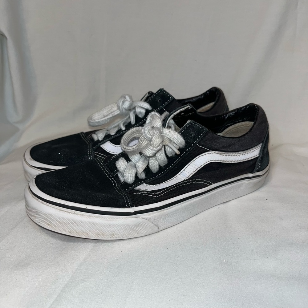 VANS Old Skool Women’s Size 6.5.